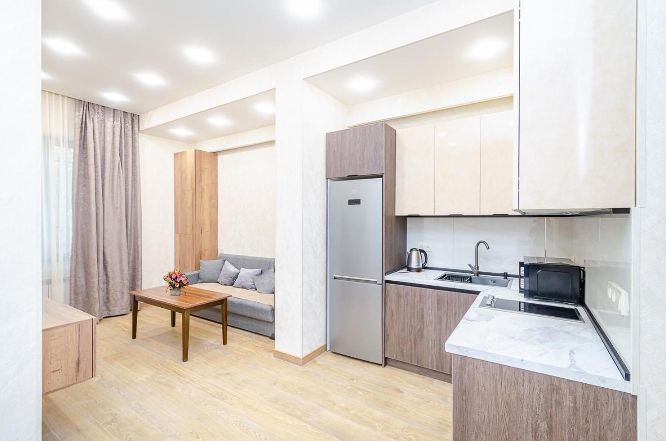 15. Double Room Apartaments With Fresh Style Yerevan Exterior photo
